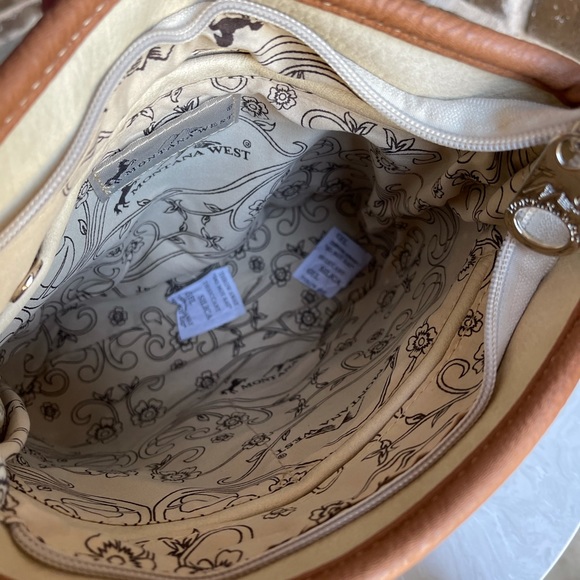 Montana West Embroidered Collection Crossbody - Picture 5 of 5